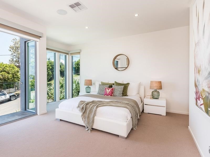 53 Adam Street, Wynnum QLD 4178