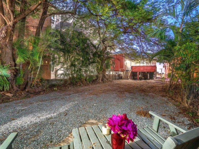 409 Sandgate Road, Albion QLD 4010