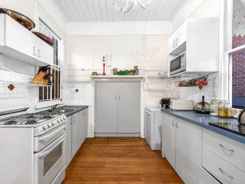 409 Sandgate Road, Albion QLD 4010