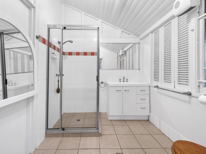 409 Sandgate Road, Albion QLD 4010