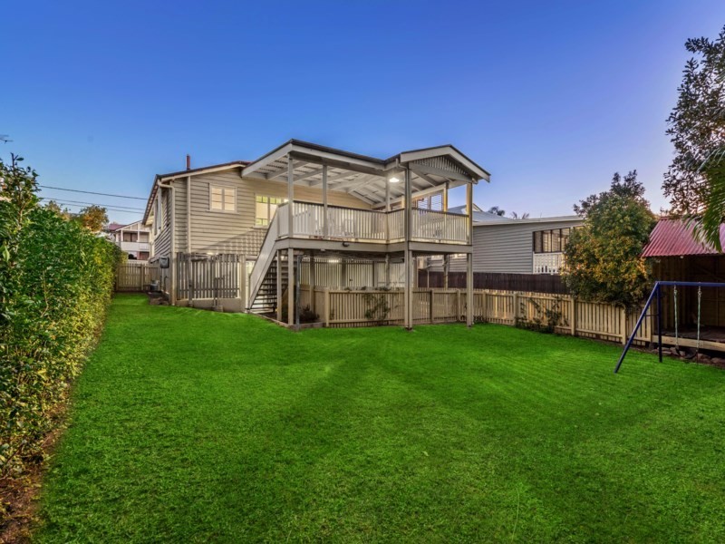 16 Cromwell Street, Wooloowin QLD 4030