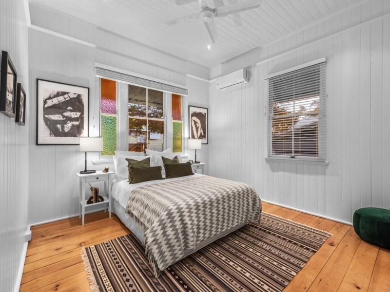 16 Cromwell Street, Wooloowin QLD 4030