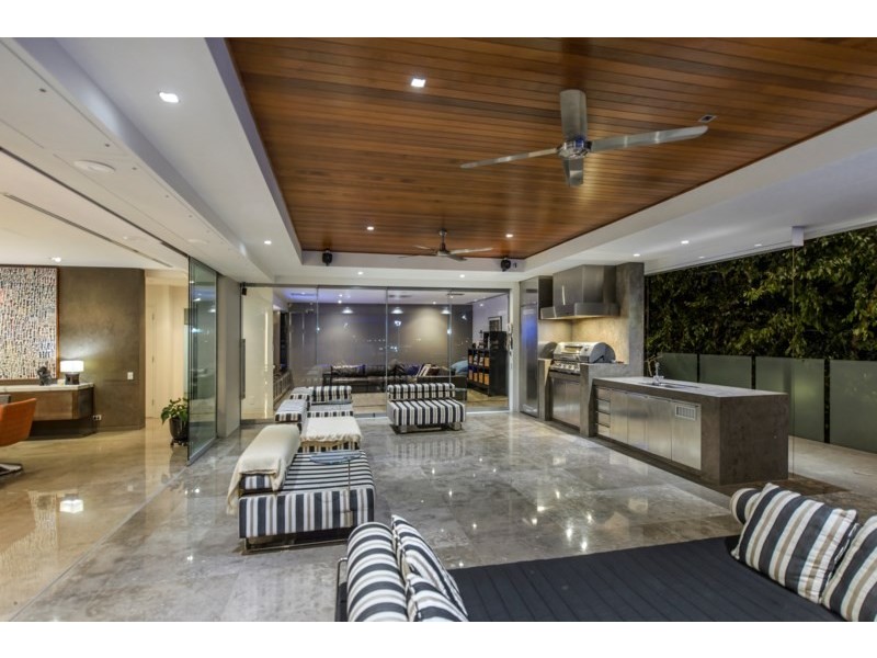 1 Dickson Terrace, Hamilton QLD 4007