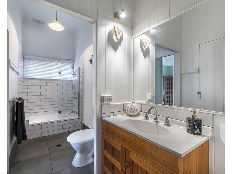 40 Mein Street, Hendra QLD 4011