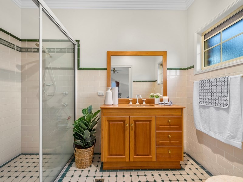 45 Emma Street, Wooloowin QLD 4030