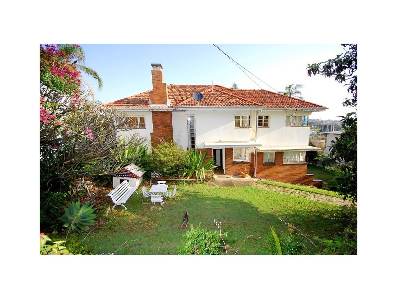 11 Dickson Terrace, Hamilton QLD 4007