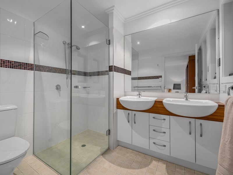 2/54 Terrace Street, New Farm QLD 4005