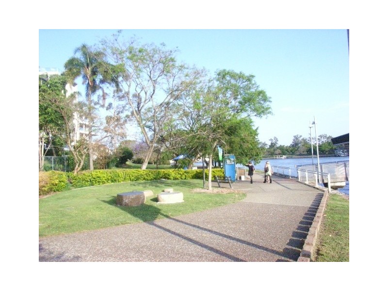 11 Sydney Street, New Farm QLD 4005