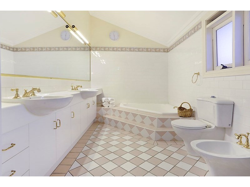 111 Alexandra Road, Ascot QLD 4007