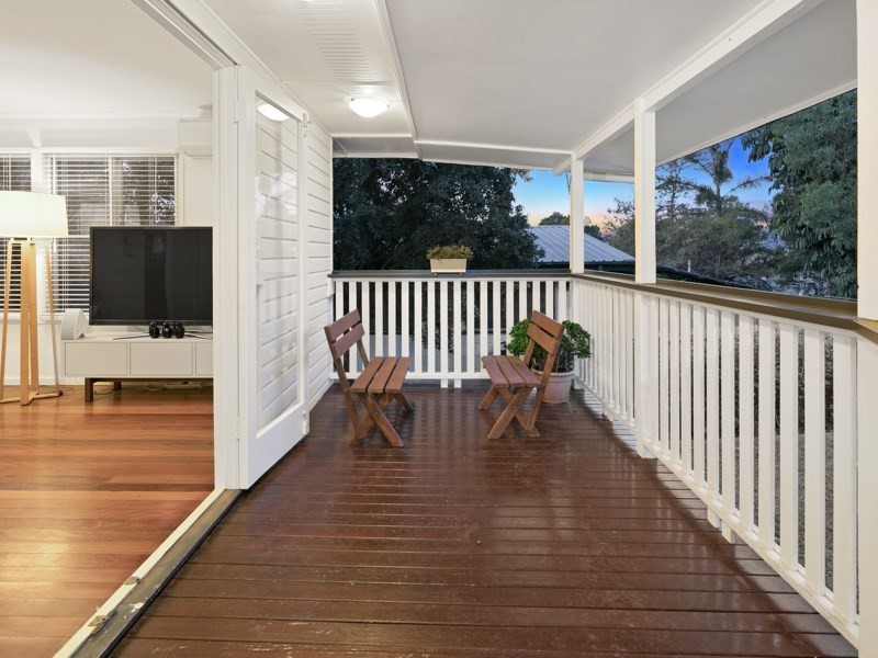 13 Menangle Avenue, Arana Hills QLD 4054