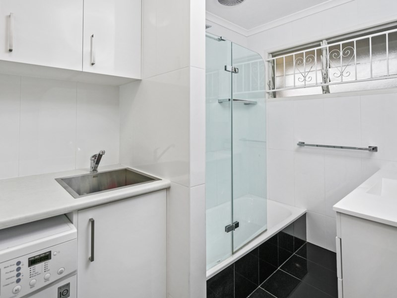 13 Menangle Avenue, Arana Hills QLD 4054