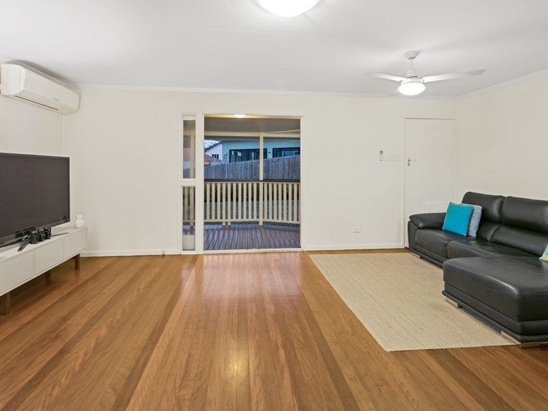 13 Menangle Avenue, Arana Hills QLD 4054