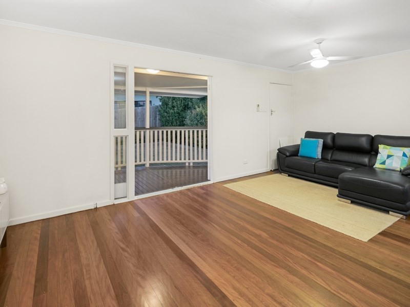 13 Menangle Avenue, Arana Hills QLD 4054