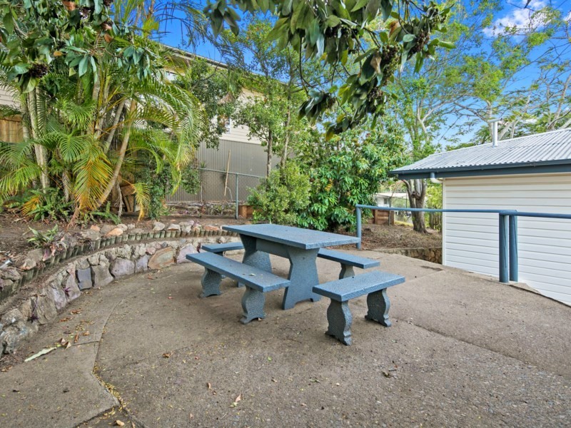 13 Menangle Avenue, Arana Hills QLD 4054