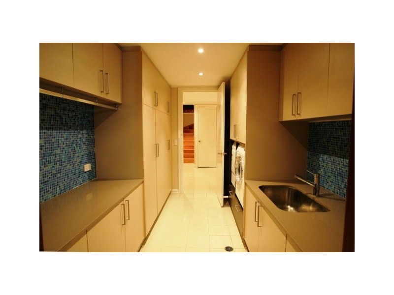 52 Woodville Street, Hendra QLD 4011