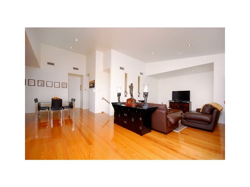 26 Kelvin Street, Wavell Heights QLD 4012