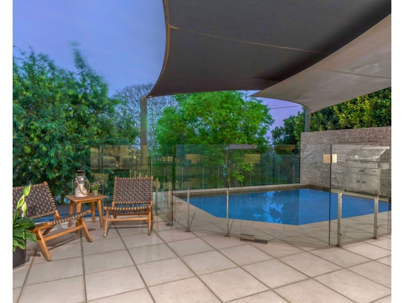 1 Craven Street, Clayfield QLD 4011