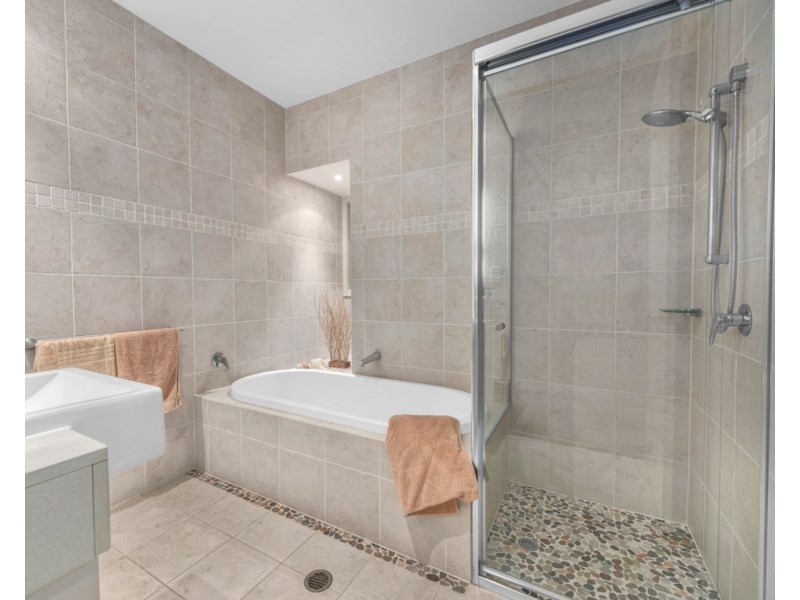 1 Craven Street, Clayfield QLD 4011