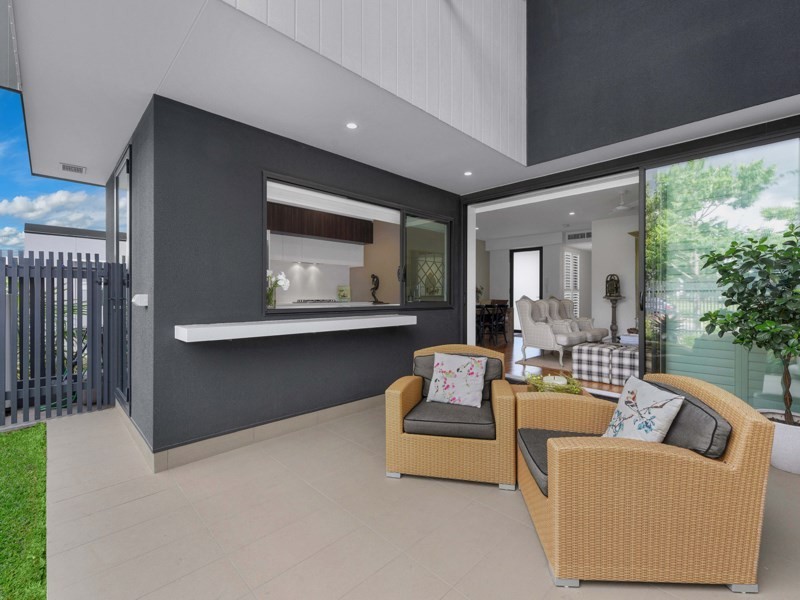 601/12 Parkside Circuit, Hamilton QLD 4007