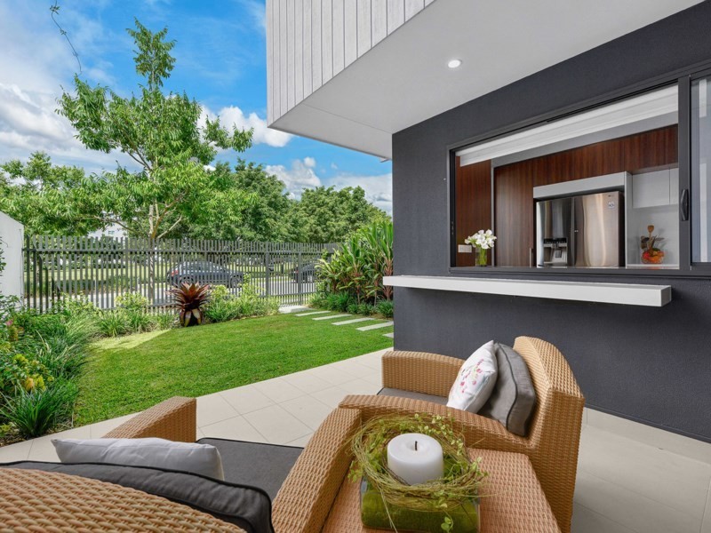 601/12 Parkside Circuit, Hamilton QLD 4007