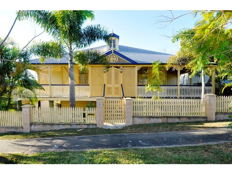 6 Queens Road, Hamilton QLD 4007