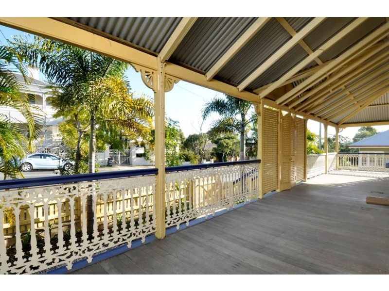 6 Queens Road, Hamilton QLD 4007