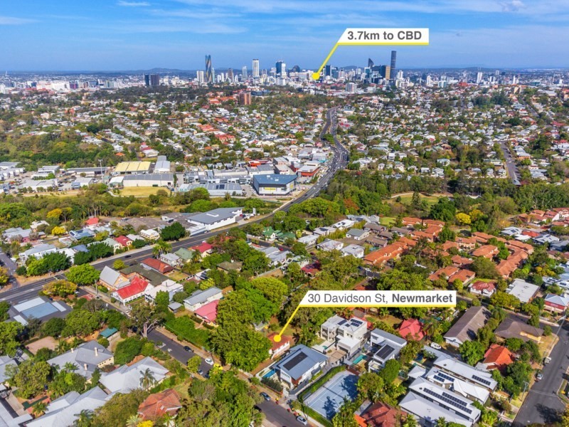 30 Davidson Street, Newmarket QLD 4051