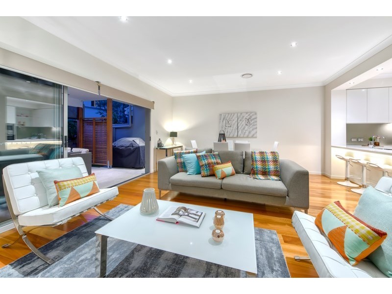 2/68 Rose Lane, Gordon Park QLD 4031