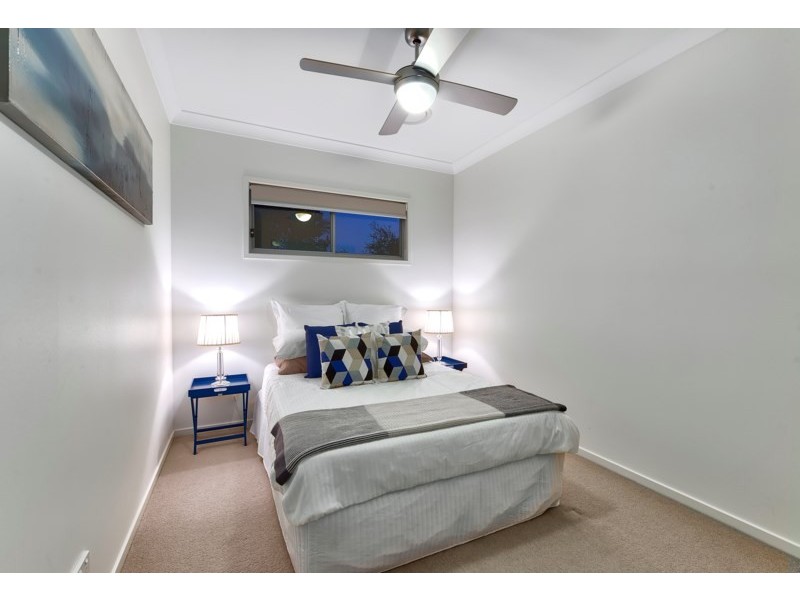 2/68 Rose Lane, Gordon Park QLD 4031