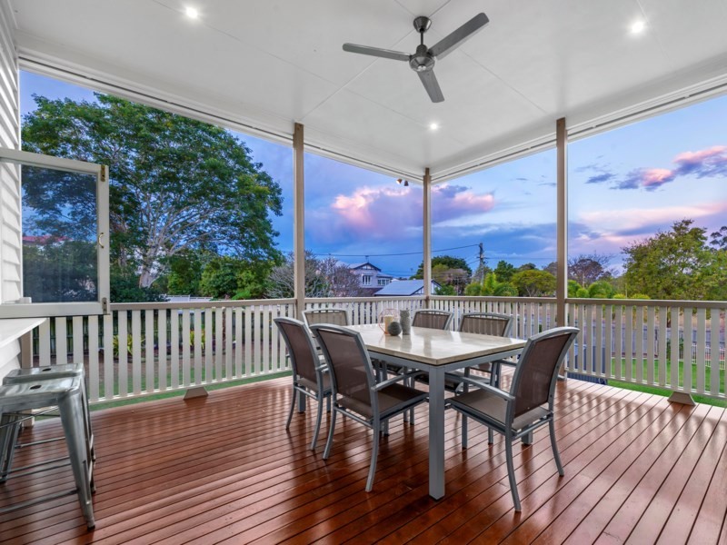 7 Myrtle Street, Grange QLD 4051