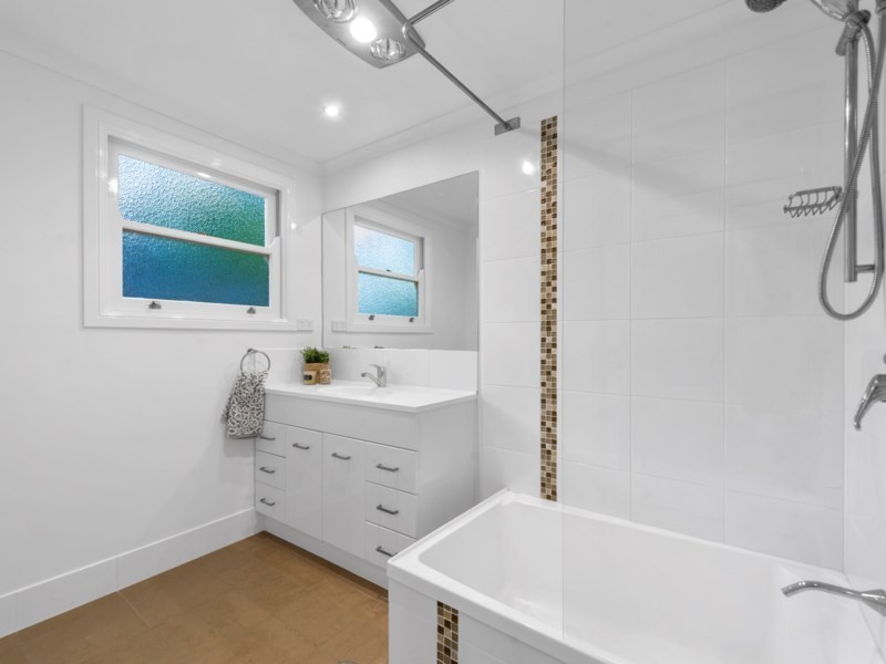 7 Myrtle Street, Grange QLD 4051