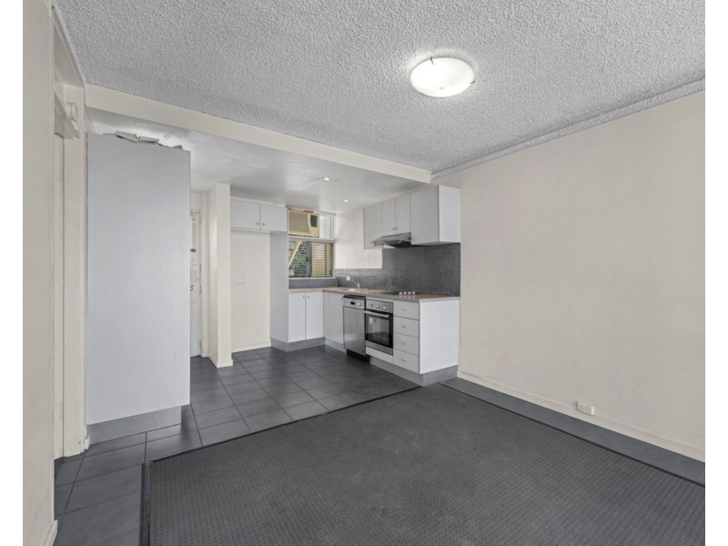 1/256 Kingsford Smith Drive, Hamilton QLD 4007