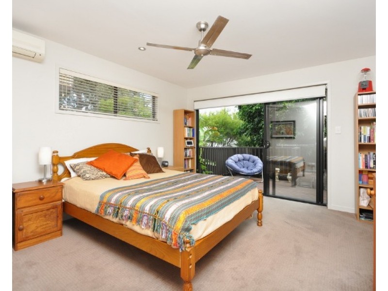 2/56 Montpelier Street, Clayfield QLD 4011