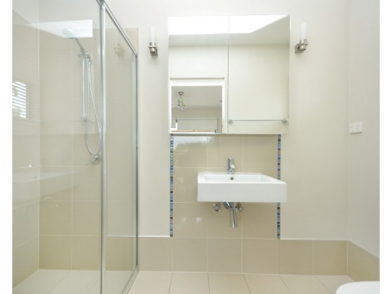 2/56 Montpelier Street, Clayfield QLD 4011