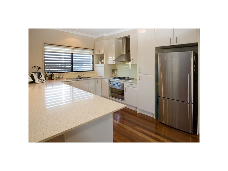 33 Clowes Lane, Newmarket QLD 4051