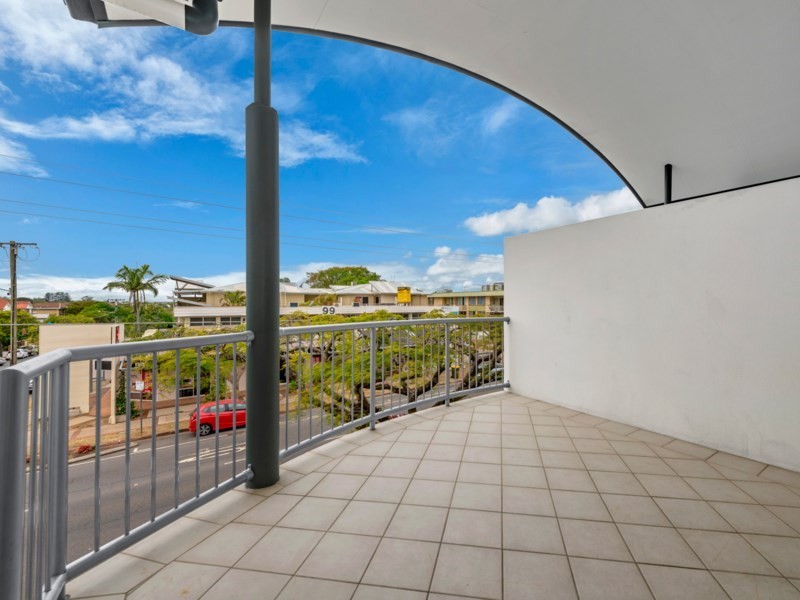 4/102 Racecourse Road, Hamilton QLD 4007