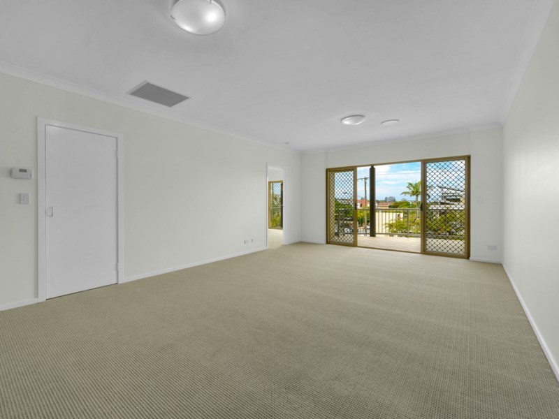 4/102 Racecourse Road, Hamilton QLD 4007