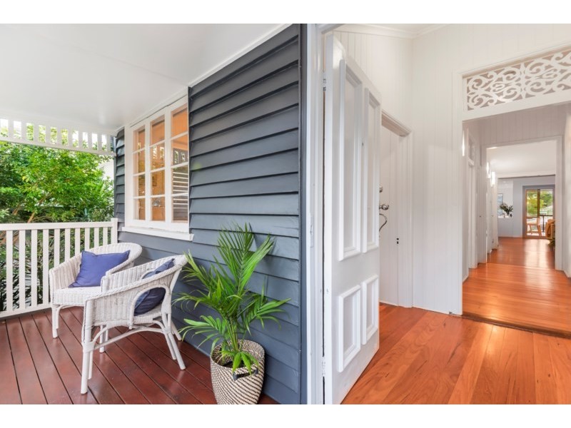 19 Pine Street, Hamilton QLD 4007