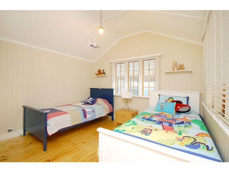 52 Woodville Street, Hendra QLD 4011