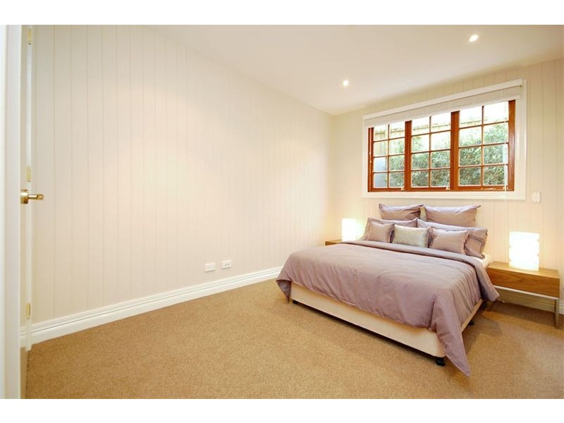 52 Woodville Street, Hendra QLD 4011