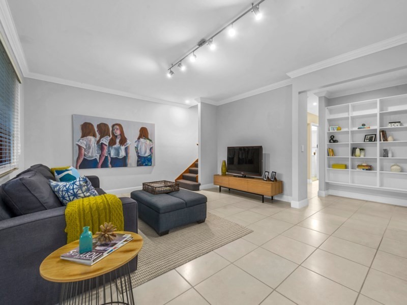 71 Evelyn Street, Grange QLD 4051