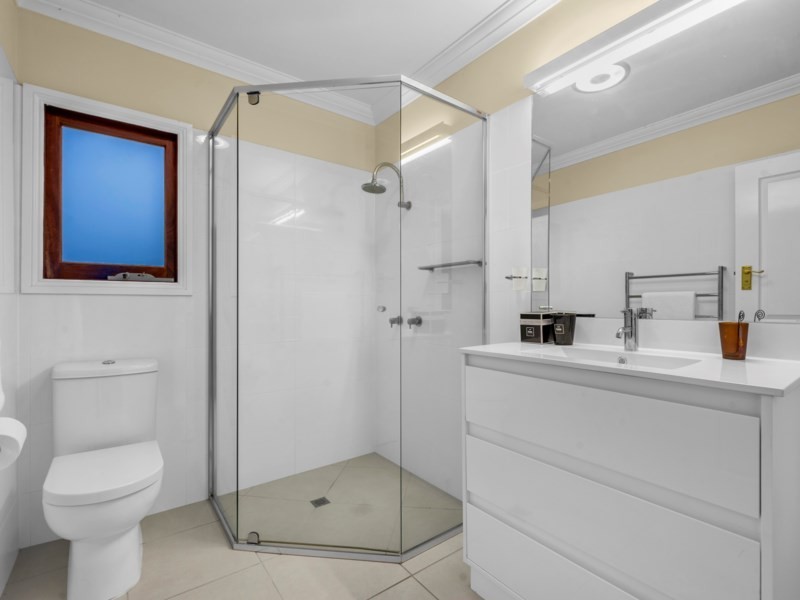 71 Evelyn Street, Grange QLD 4051