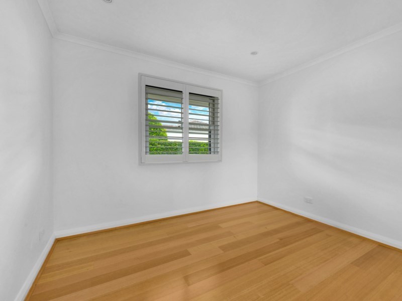 15 Killara Avenue, Hamilton QLD 4007