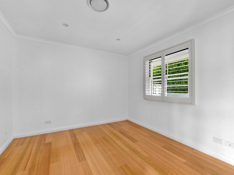 15 Killara Avenue, Hamilton QLD 4007