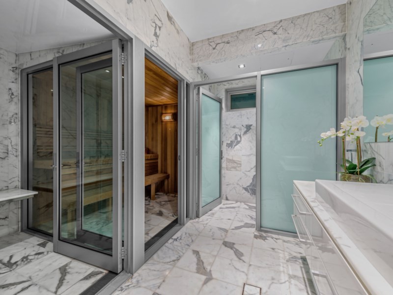 23 Hillside Crescent, Hamilton QLD 4007