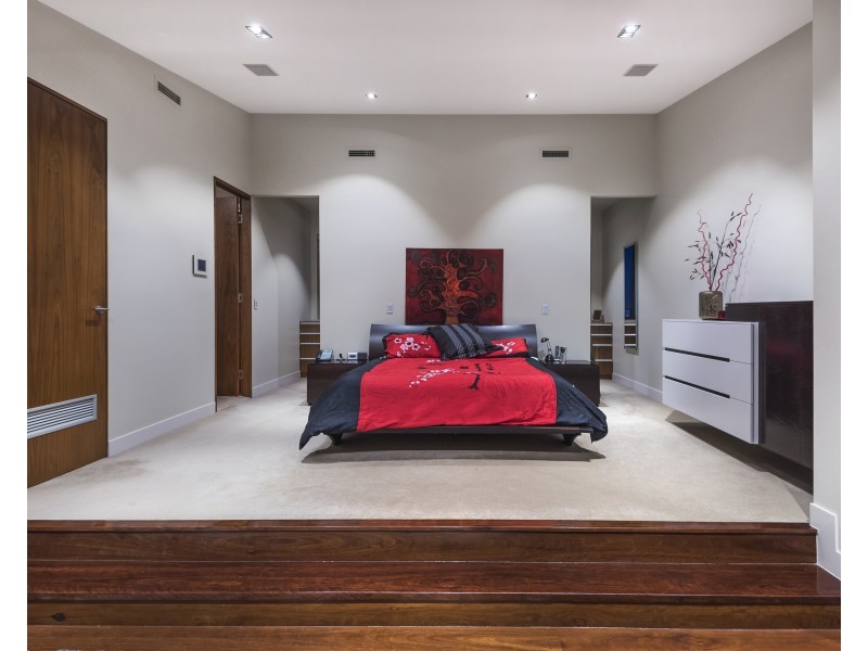 69 Queens Road, Hamilton QLD 4007