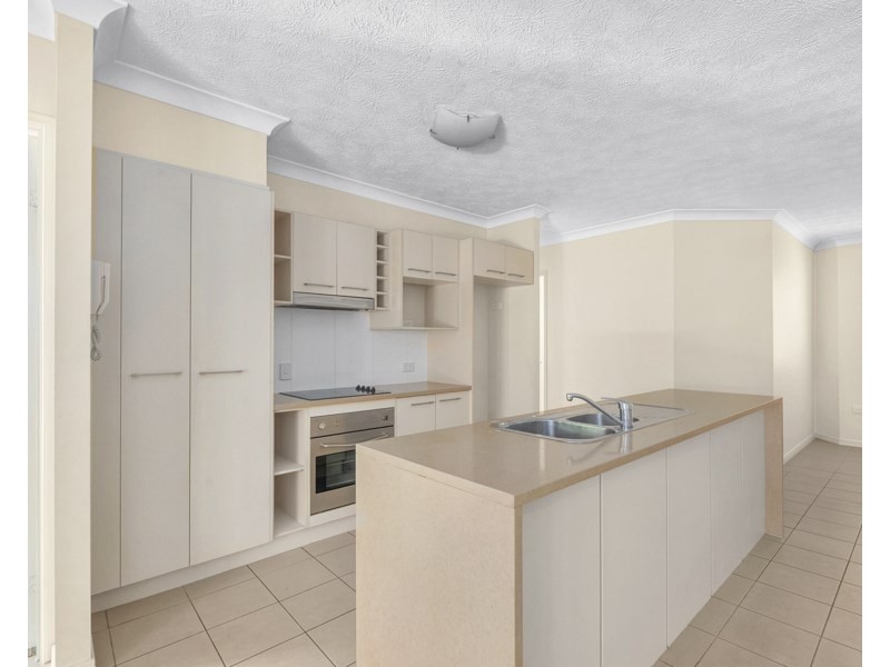 2/7-9 Amisfield Avenue, Nundah QLD 4012