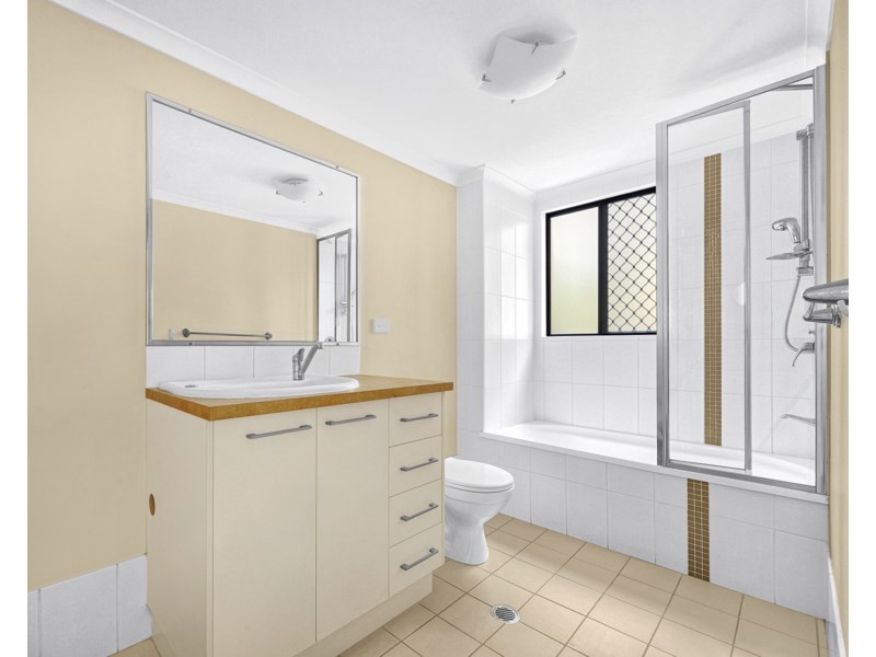 2/7-9 Amisfield Avenue, Nundah QLD 4012