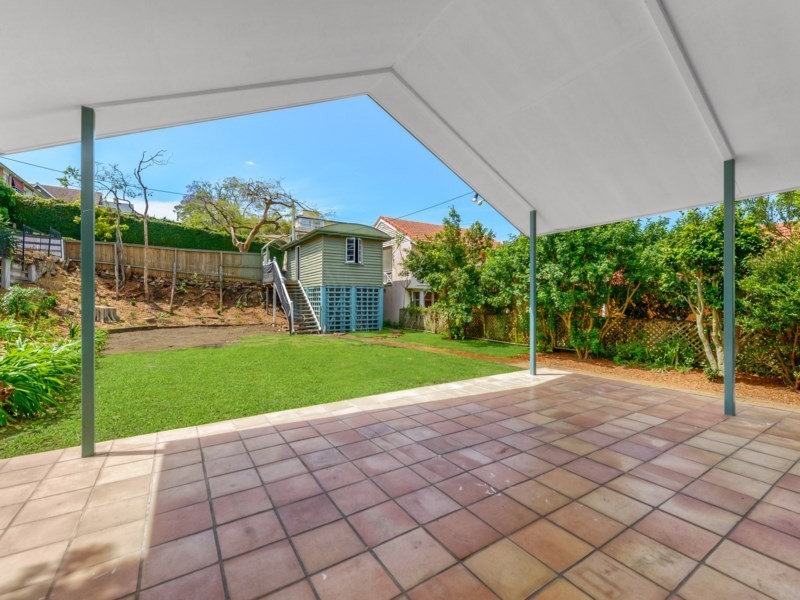 7 Whyenbah Street, Hamilton QLD 4007