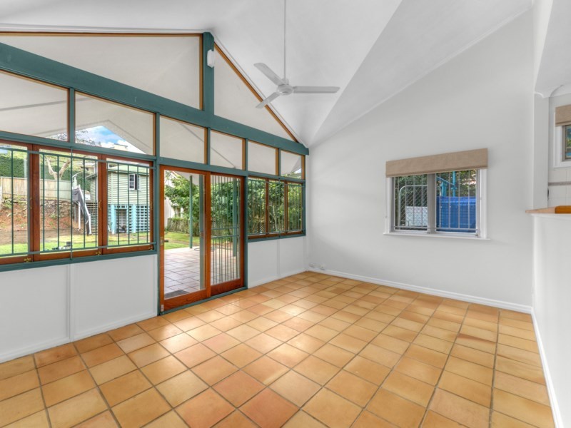 7 Whyenbah Street, Hamilton QLD 4007